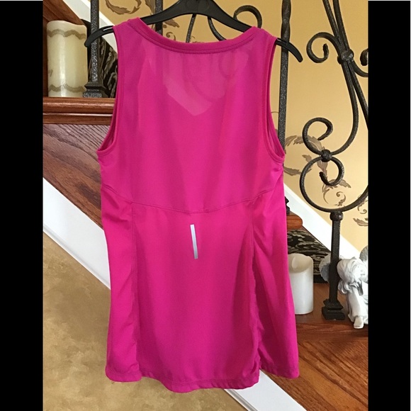 Tek Gear Tank Style Running Top With Dry Tek Size M - Picture 2 of 7